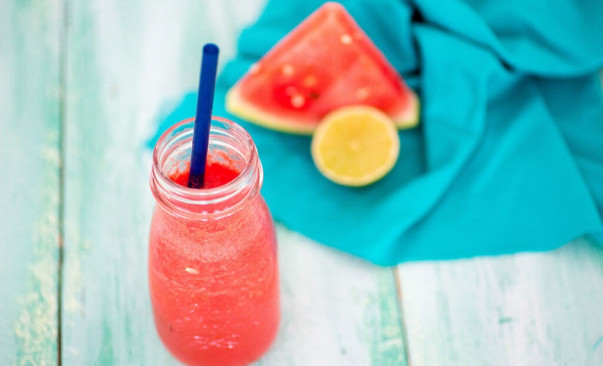 Watermeloen-limoen drankje